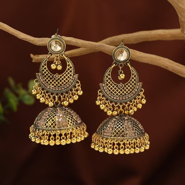 Bridal Gold Jhumka Design - Image 3