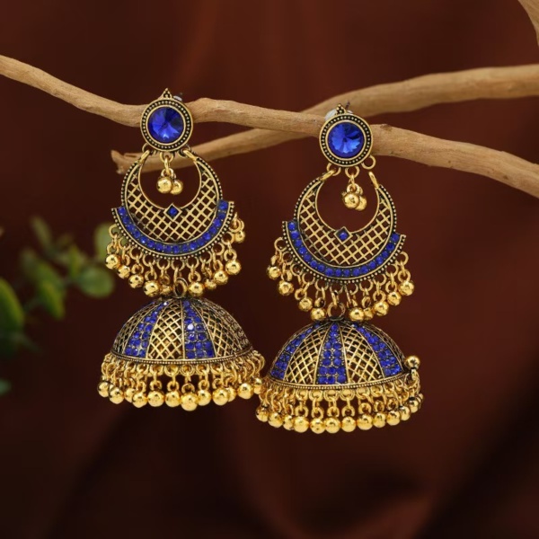 Bridal Gold Jhumka Design - Image 5