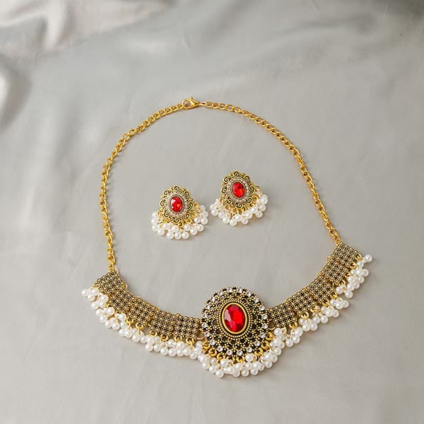 Pakistani Flower Jewellery for Haldi Ceremony - Image 6