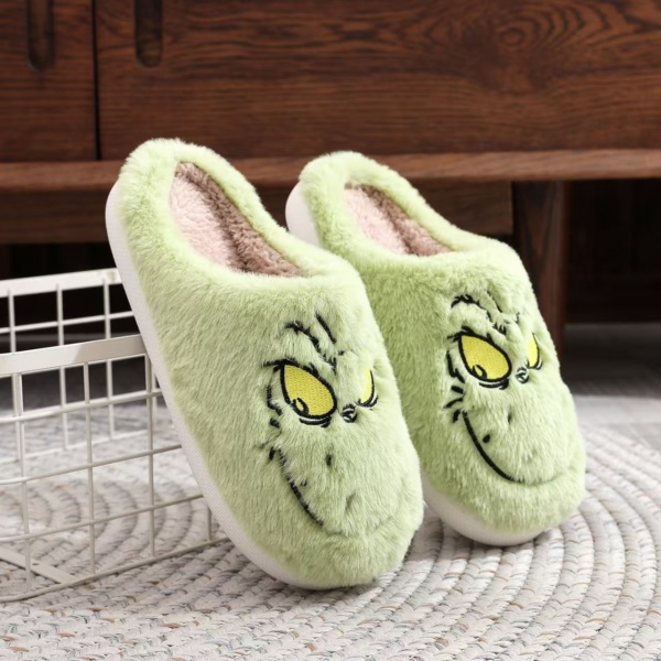 2 Pairs Concha Slippers - Image 8